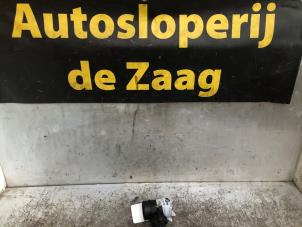 Gebruikte Luchtmassameter Opel Corsa E 1.4 16V Prijs € 20,00 Margeregeling aangeboden door Autodemontage de Zaag