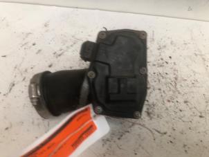 Gebruikte Gasklephuis Ford B-Max (JK8) 1.0 EcoBoost 12V 100 Prijs € 40,00 Margeregeling aangeboden door Autodemontage de Zaag