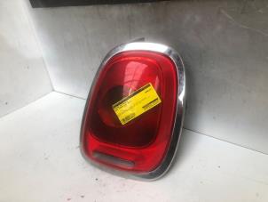 Gebruikte Achterlicht rechts Mini Mini (F56) 1.5 12V Cooper Prijs € 60,00 Margeregeling aangeboden door Autodemontage de Zaag