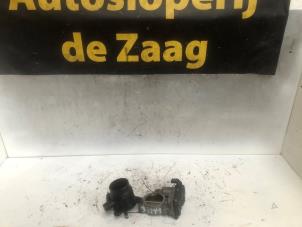 Gebruikte Gasklephuis Mini Mini (F56) 1.5 12V Cooper Prijs € 50,00 Margeregeling aangeboden door Autodemontage de Zaag