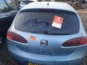 Gebruikte Achterklep Seat Leon (1P1) 2.0 TDI 16V FR Prijs € 150,00 Margeregeling aangeboden door Autodemontage de Zaag