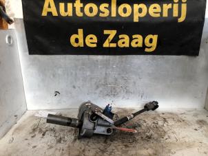 Gebruikte Stuurbekrachtiging Pomp Opel Corsa D 1.2 16V Prijs € 100,00 Margeregeling aangeboden door Autodemontage de Zaag