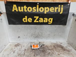 Gebruikte Scharnier deur rechts-voor Kia Picanto (TA) 1.0 12V Prijs € 20,00 Margeregeling aangeboden door Autodemontage de Zaag