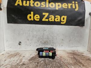 Gebruikte Zekeringkast Austin Mini Open (R52) 1.6 16V Cooper Prijs € 25,00 Margeregeling aangeboden door Autodemontage de Zaag