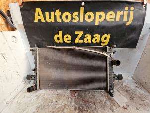 Gebruikte Radiateur Opel Astra H (L48) 1.4 16V Twinport Prijs € 40,00 Margeregeling aangeboden door Autodemontage de Zaag