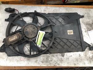 Gebruikte Radiateurfan Volvo S40 (MS) 2.0 16V Prijs € 50,00 Margeregeling aangeboden door Autodemontage de Zaag