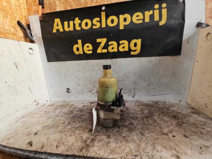 Gebruikte Servopomp Volvo S40 (MS) 2.0 16V Prijs € 100,00 Margeregeling aangeboden door Autodemontage de Zaag