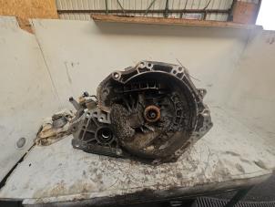 Gebruikte Versnellingsbak Opel Corsa D 1.2 16V Prijs € 175,00 Margeregeling aangeboden door Autodemontage de Zaag