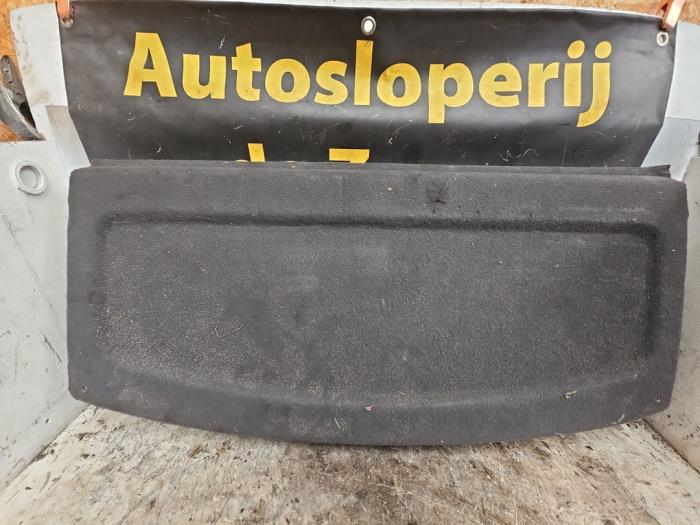 Hoedenplank van een Volkswagen Golf VI (5K1) 2.0 GTI 16V 2009