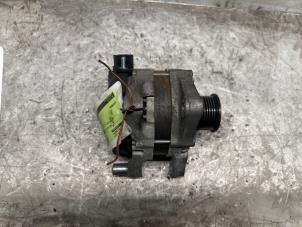 Gebruikte Dynamo Ford Kuga I 2.0 TDCi 16V Prijs € 65,00 Margeregeling aangeboden door Autodemontage de Zaag