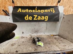 Gebruikte Startmotor Renault Clio III (BR/CR) 1.2 16V 75 Prijs € 25,00 Margeregeling aangeboden door Autodemontage de Zaag