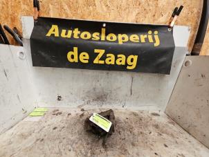 Gebruikte Remklauw (Tang) rechts-voor Volvo XC70 (SZ) XC70 2.4 T 20V Prijs € 35,00 Margeregeling aangeboden door Autodemontage de Zaag