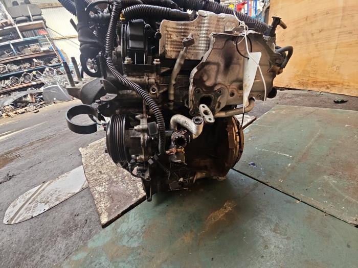 Motor van een Ford Focus 3 1.0 Ti-VCT EcoBoost 12V 125 2013