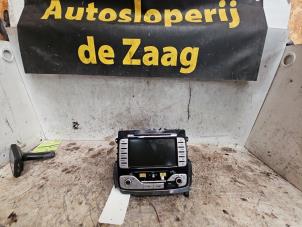 Gebruikte Radio CD Speler Ford Mondeo IV 2.3 16V Prijs € 100,00 Margeregeling aangeboden door Autodemontage de Zaag