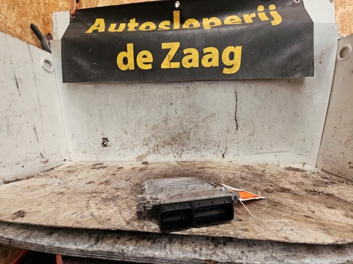 Gebruikte Computer Motormanagement Mercedes A (W176) 1.6 A-200 16V Prijs € 149,99 Margeregeling aangeboden door Autodemontage de Zaag