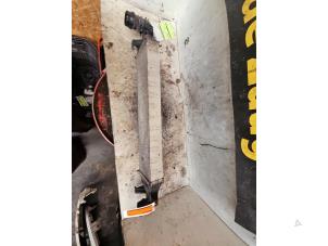 Gebruikte Intercooler Mercedes A (W176) 1.6 A-200 16V Prijs € 80,00 Margeregeling aangeboden door Autodemontage de Zaag