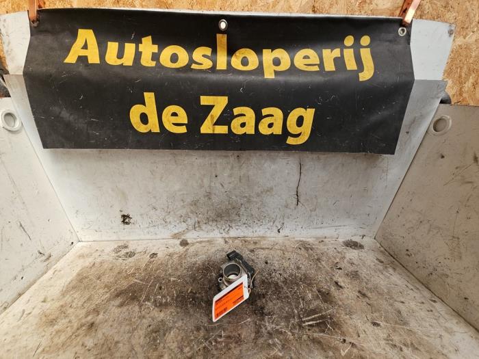 Gebruikte Gasklephuis Ford Fiesta 6 (JA8) 1.0 Ti-VCT 12V 65 Prijs € 80,00 Margeregeling aangeboden door Autodemontage de Zaag