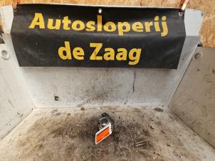 Gebruikte Gasklephuis Ford Fiesta 6 (JA8) 1.0 Ti-VCT 12V 65 Prijs € 80,00 Margeregeling aangeboden door Autodemontage de Zaag