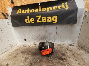 Gebruikte Aircopomp Renault Trafic New (FL) 2.5 dCi 16V 135 Prijs € 75,00 Margeregeling aangeboden door Autodemontage de Zaag