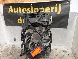 Gebruikte Fan Radiateur Ford Focus 3 1.0 Ti-VCT EcoBoost 12V 100 Prijs € 50,00 Margeregeling aangeboden door Autodemontage de Zaag