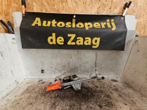 Gebruikte Ruitenwismotor + Mechaniek Opel Corsa C (F08/68) 1.2 16V Twin Port Prijs € 50,00 Margeregeling aangeboden door Autodemontage de Zaag