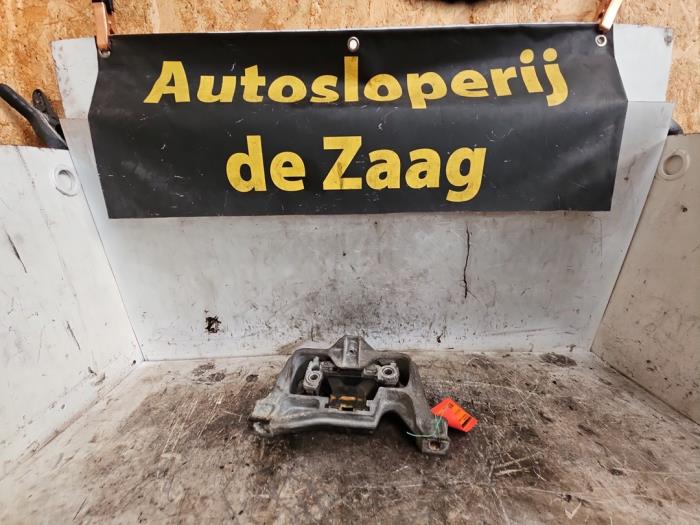 Gebruikte Motorrubber Mercedes A (W176) 1.6 A-200 16V Prijs € 25,00 Margeregeling aangeboden door Autodemontage de Zaag
