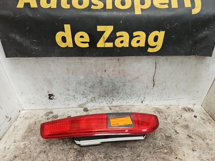 Achterlicht rechts van een Ford Focus 2 Wagon 1.6 16V 2006