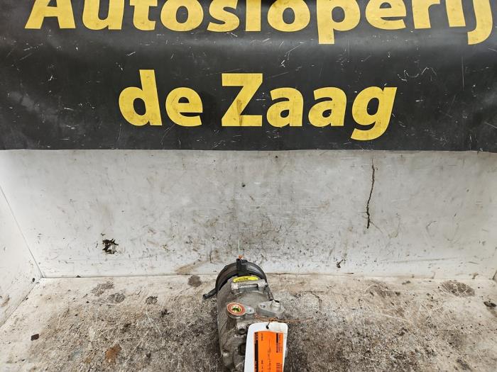 Gebruikte Aircopomp Ford Focus 2 1.6 Ti-VCT 16V Prijs € 90,00 Margeregeling aangeboden door Autodemontage de Zaag