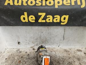 Gebruikte Aircopomp Ford Focus 2 1.6 Ti-VCT 16V Prijs € 90,00 Margeregeling aangeboden door Autodemontage de Zaag