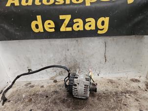 Gebruikte Dynamo Volkswagen Caddy III (2KA,2KH,2CA,2CH) 2.0 SDI Prijs € 35,00 Margeregeling aangeboden door Autodemontage de Zaag
