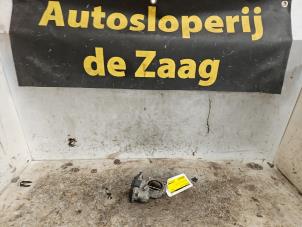 Gebruikte Gasklephuis BMW 1 serie (F20) 116d 1.6 16V Efficient Dynamics Prijs € 50,00 Margeregeling aangeboden door Autodemontage de Zaag