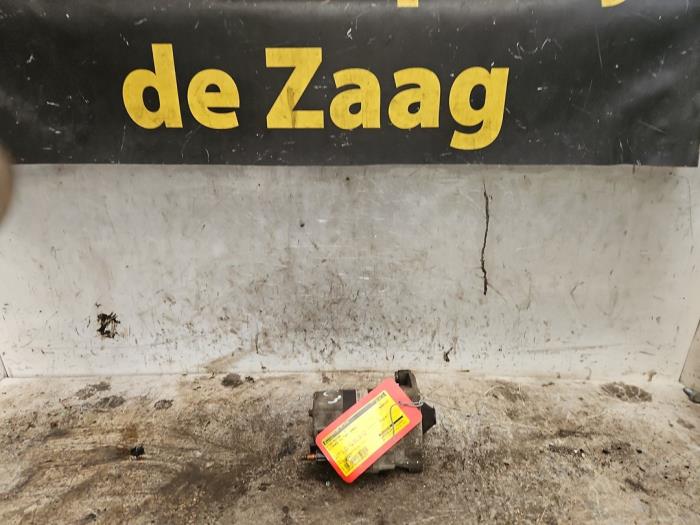 Gebruikte Startmotor Citroen C3 (FC/FL/FT) 1.1 Prijs € 30,00 Margeregeling aangeboden door Autodemontage de Zaag