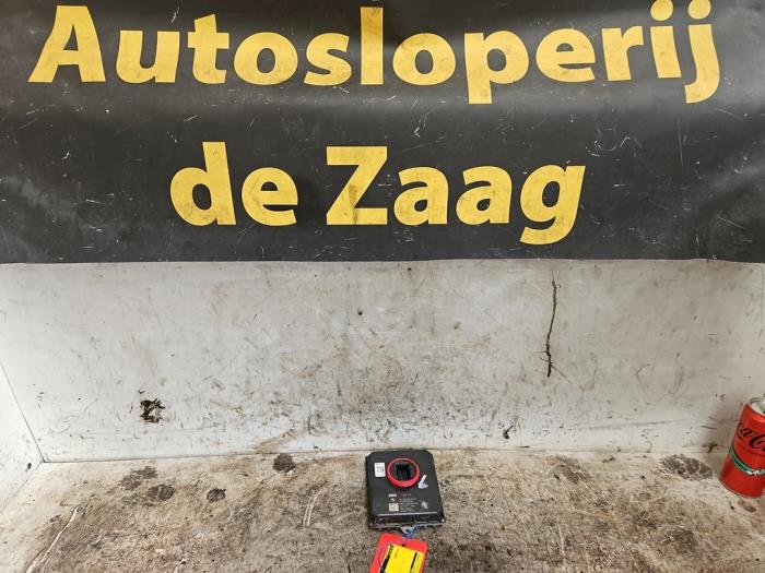Gebruikte Xenon module Mini Mini Convertible (F57) 1.5 12V Cooper Prijs € 100,00 Margeregeling aangeboden door Autodemontage de Zaag