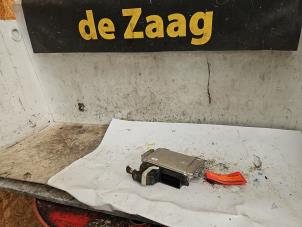 Gebruikte Computer Motormanagement Ford Fiesta 7 1.0 EcoBoost 12V 100 Prijs € 100,00 Margeregeling aangeboden door Autodemontage de Zaag