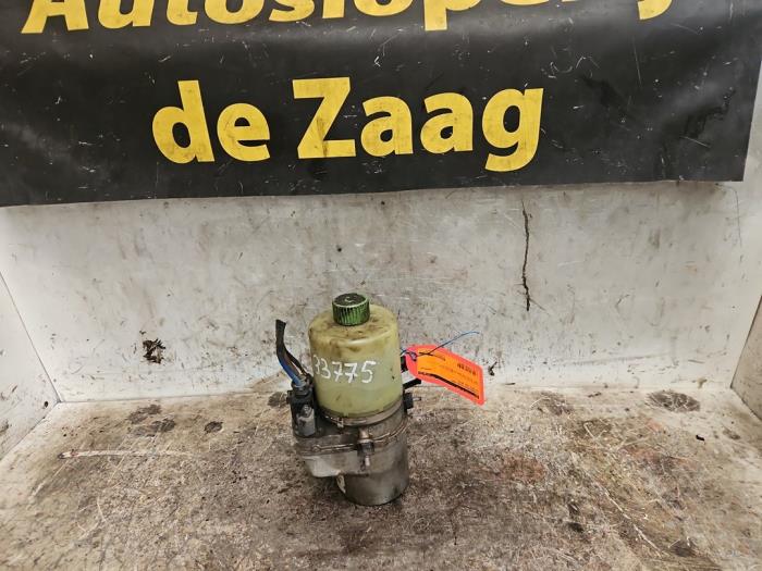 Gebruikte Servopomp Volkswagen Polo V (6R) 1.2 12V Prijs € 125,00 Margeregeling aangeboden door Autodemontage de Zaag