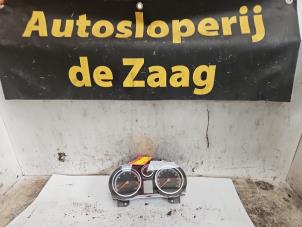 Gebruikte Cockpit Opel Corsa D 1.3 CDTi 16V ecoFLEX Prijs € 70,00 Margeregeling aangeboden door Autodemontage de Zaag