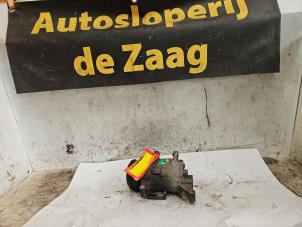 Gebruikte Pomp Airco BMW Mini One/Cooper (R50) 1.6 16V Cooper Prijs € 70,00 Margeregeling aangeboden door Autodemontage de Zaag