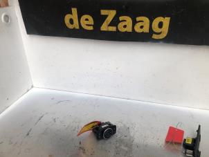 Gebruikte Licht Schakelaar Ford Focus 3 1.0 Ti-VCT EcoBoost 12V 125 Prijs € 20,00 Margeregeling aangeboden door Autodemontage de Zaag