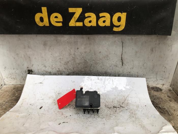 Gebruikte ABS Pomp Citroen C3 (SC) 1.4 Prijs € 95,00 Margeregeling aangeboden door Autodemontage de Zaag