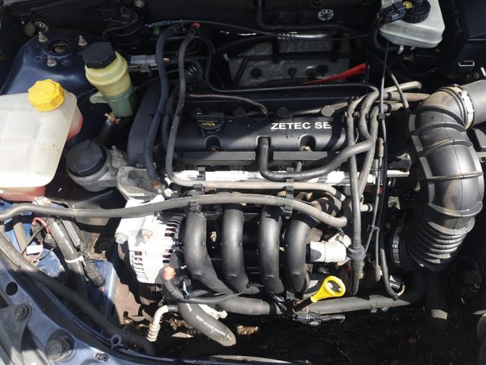 Motor van een Ford Focus 1 1.4 16V 2002