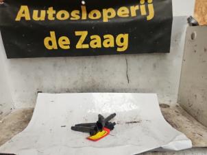 Gebruikte Bobine Dodge Caliber 1.8 16V Prijs € 25,00 Margeregeling aangeboden door Autodemontage de Zaag