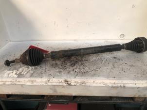 Gebruikte Cardanas rechts-voor (VWA) Skoda Yeti (5LAC) 1.2 TSI 16V Prijs € 85,00 Margeregeling aangeboden door Autodemontage de Zaag