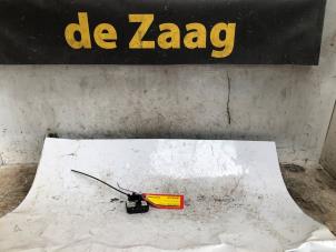 Gebruikte Gier sensor Citroen C4 Picasso (UD/UE/UF) 2.0 16V Autom. Prijs € 25,00 Margeregeling aangeboden door Autodemontage de Zaag