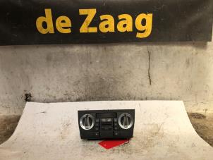 Gebruikte Climatronic Paneel Audi A3 Sportback (8PA) 1.6 TDI 16V Prijs € 23,00 Margeregeling aangeboden door Autodemontage de Zaag