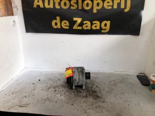 Gebruikte Dynamo Renault Clio III (BR/CR) 1.4 16V Prijs € 35,00 Margeregeling aangeboden door Autodemontage de Zaag