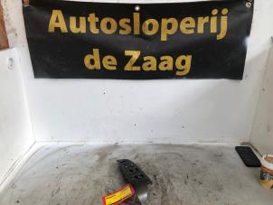 Gebruikte Raam schakelaar elektrisch Honda Civic (FA/FD) 1.3 Hybrid Prijs € 25,00 Margeregeling aangeboden door Autodemontage de Zaag