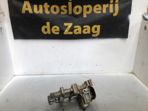 Gebruikte Oliepomp Ford Focus 3 1.0 Ti-VCT EcoBoost 12V 125 Prijs € 150,00 Margeregeling aangeboden door Autodemontage de Zaag