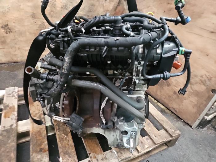 Motor van een Ford Fiesta 6 (JA8) 1.0 EcoBoost 12V 100 2013