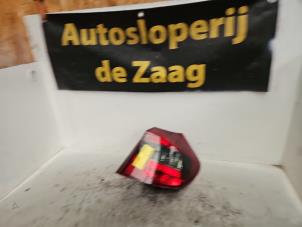 Gebruikte Achterlicht rechts BMW 1 serie (E87/87N) 116i 1.6 16V Prijs € 40,00 Margeregeling aangeboden door Autodemontage de Zaag