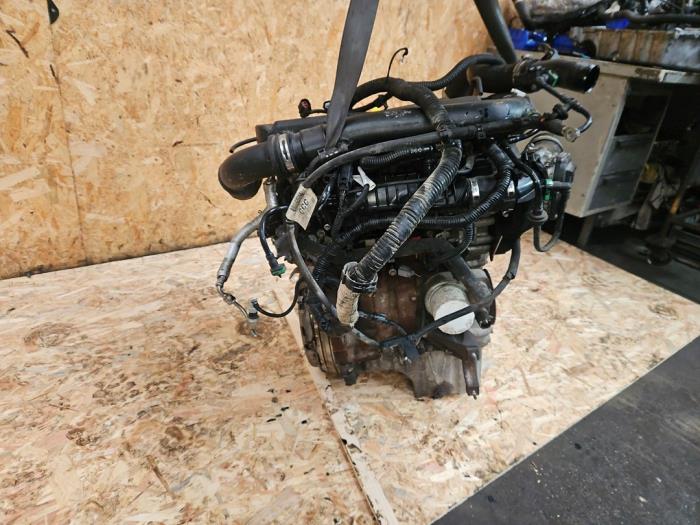 Motor van een Ford Focus 3 1.0 Ti-VCT EcoBoost 12V 125 2015